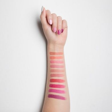 Купити Помада 10 Creamy Lipstick Paese за 270 грн, фото - VISAGE