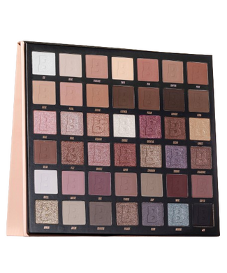 Купити Палітра тіней для повік Neutral 42 Colour Palette Beauty Bay за 1 480 грн, фото - VISAGE