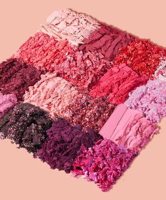 Купити Палітра тіней для повік Berries 16 Colour Palette Beauty Bay за 680 грн, фото - VISAGE