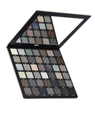 Купити Палітра тіней для повік Smoky 42 Colour Palette Beauty Bay за 1 550 грн, фото - VISAGE